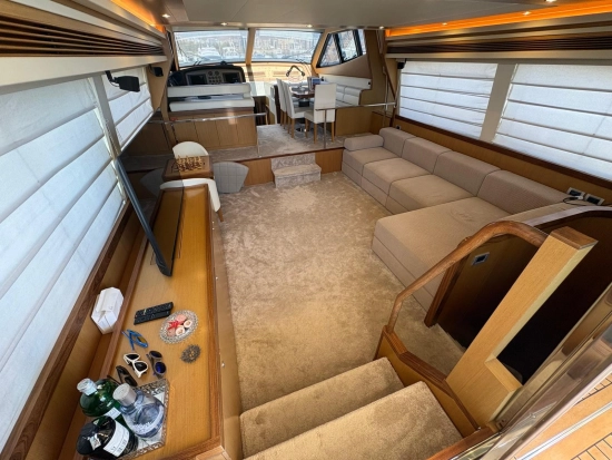 Ferretti ALTURA 690 usado à venda