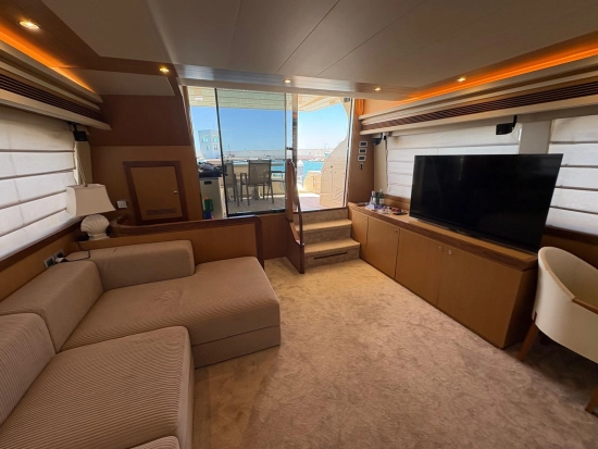 Ferretti ALTURA 690 usado à venda