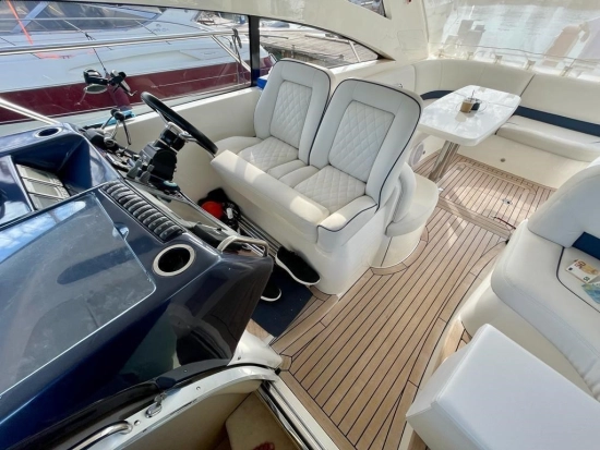 Princess V 48 usado à venda
