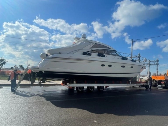 Princess V 48 usado à venda