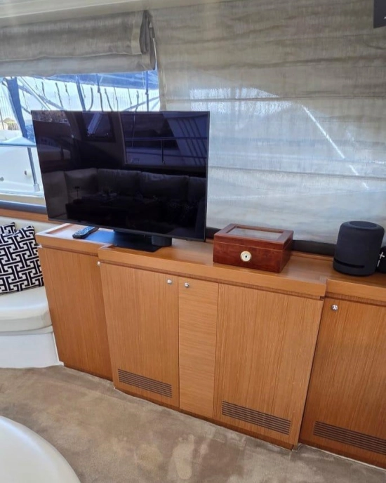 Ferretti 470 usata in vendita