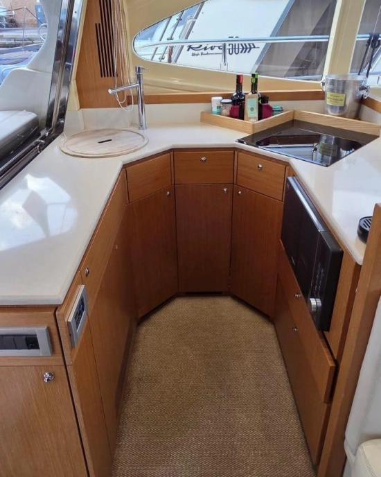 Ferretti 470 usata in vendita