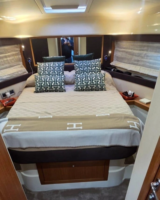 Ferretti 470 usata in vendita