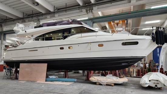 Ferretti 470 usata in vendita