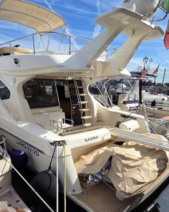 Ferretti 470 usata in vendita