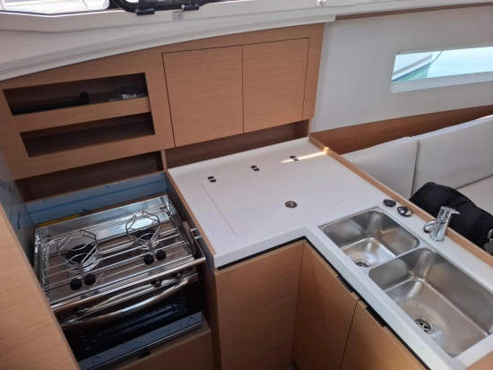 Jeanneau Sun Odyssey 380 usado à venda