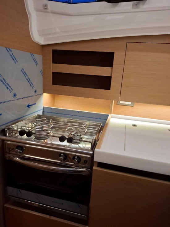 Jeanneau Sun Odyssey 380 usado à venda