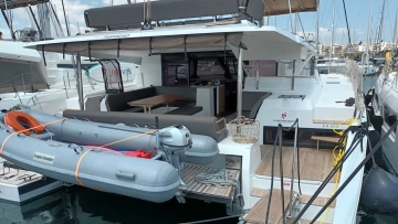 Fountaine Pajot Tanna 47 usado à venda