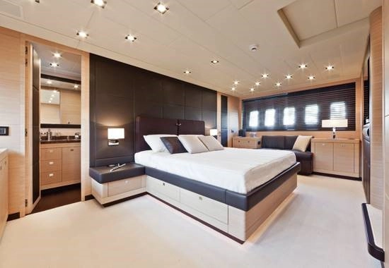Overmarine Mangusta 92 de segunda mano en venta