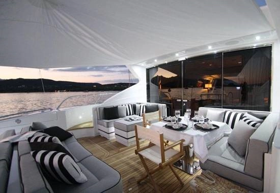 Overmarine Mangusta 92 de segunda mano en venta