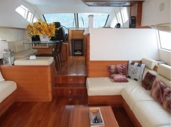 Aicon Yachts 64 FLY usado à venda