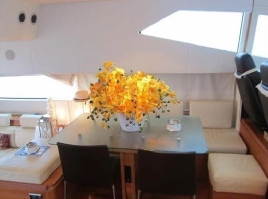 Aicon Yachts 64 FLY usado à venda