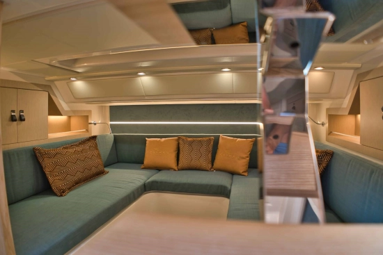 Cayman Yachts 380 WA de segunda mano en venta