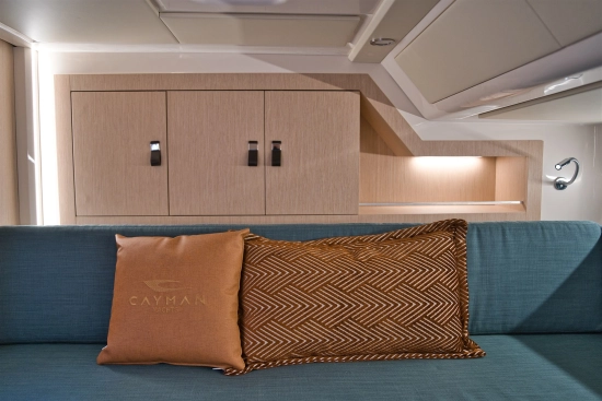 Cayman Yachts 380 WA de segunda mano en venta