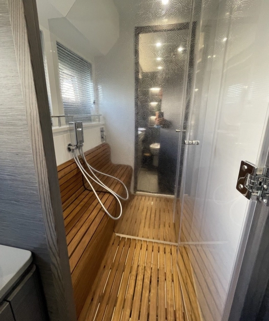 Cayman Yachts F580 nuova in vendita