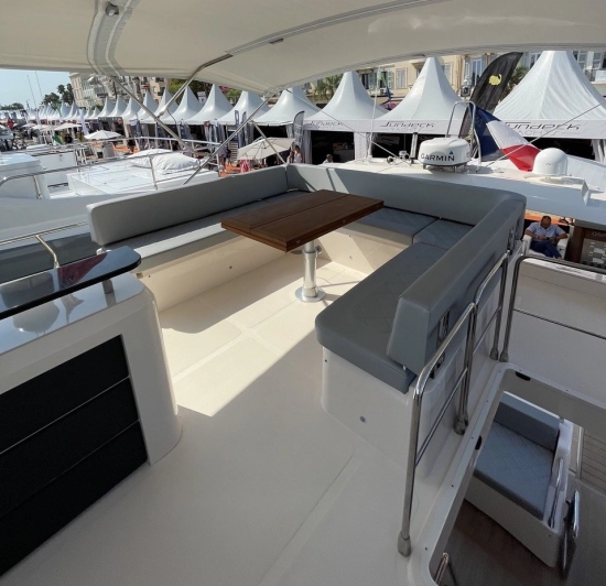 Cayman Yachts F580 nuova in vendita
