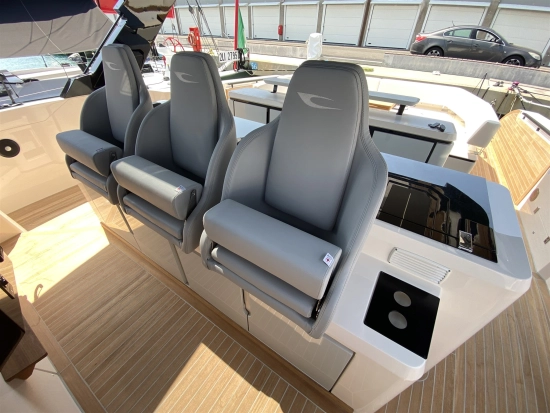 Cayman Yachts 540 WA nuevo en venta