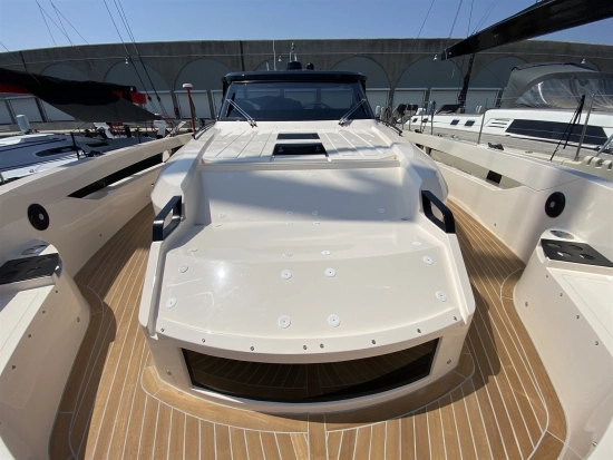 Cayman Yachts 540 WA nuevo en venta