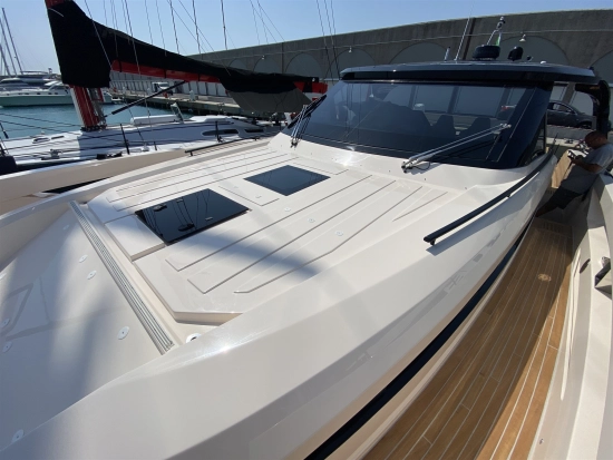 Cayman Yachts 540 WA nuevo en venta