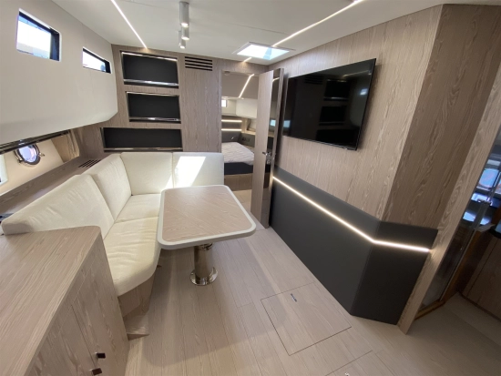 Cayman Yachts 540 WA nuevo en venta
