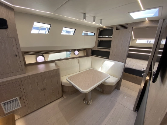 Cayman Yachts 540 WA nuevo en venta