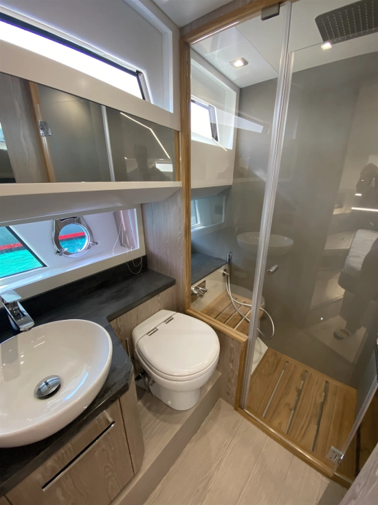 Cayman Yachts 540 WA nuevo en venta