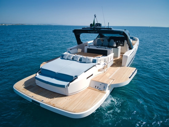 Cayman Yachts 540 WA nuevo en venta