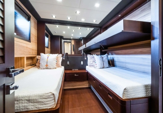 Overmarine Mangusta 80 Open usata in vendita