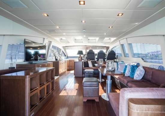 Overmarine Mangusta 80 Open usata in vendita