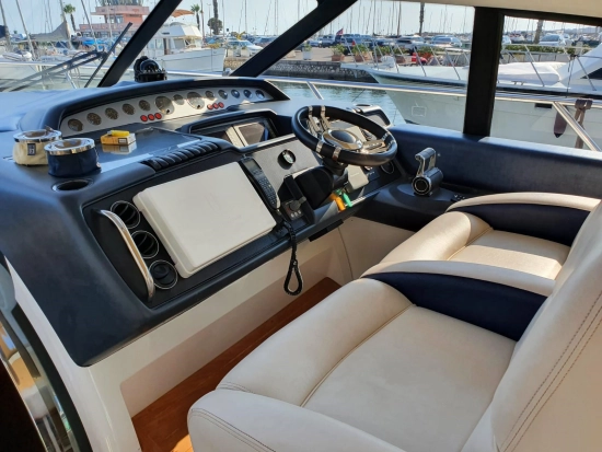 Princess V 58 V58 usata in vendita