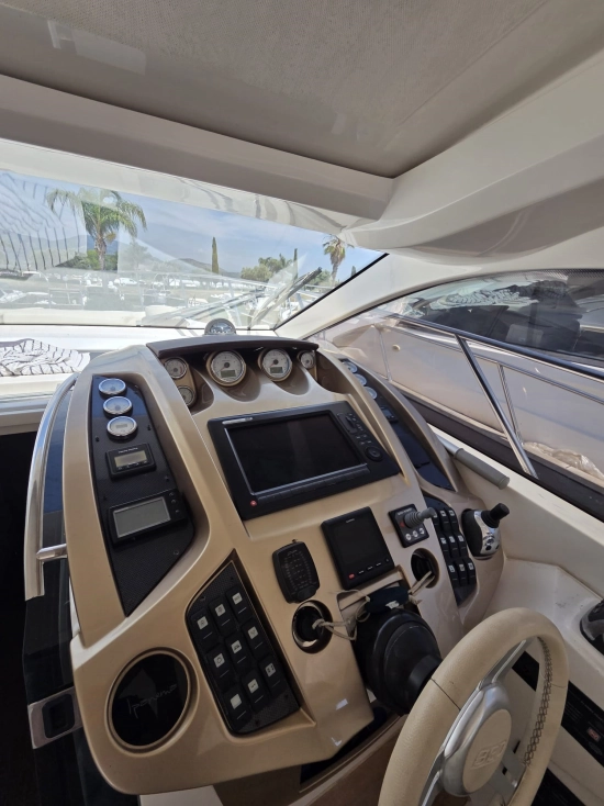 Sessa Marine C38 usado à venda