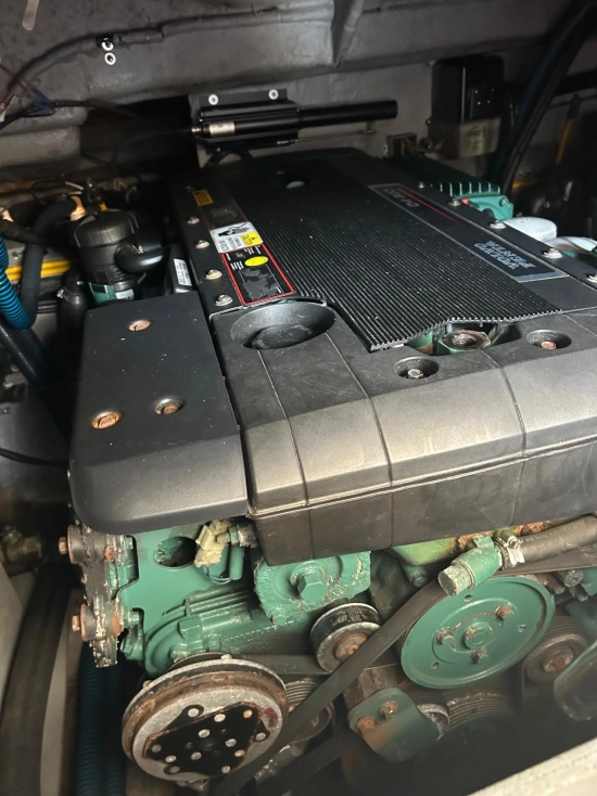 Sessa Marine C38 usado à venda
