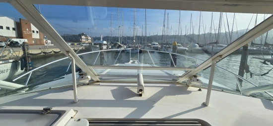 Cabo Yachts 31 Express usata in vendita