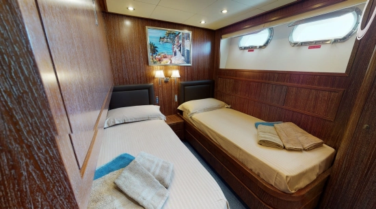 Cantieri di Pisa AKHIR 85 de segunda mano en venta