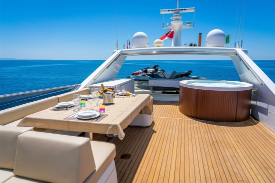 Cantieri di Pisa AKHIR 85 de segunda mano en venta