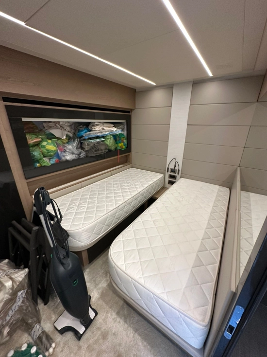 Pershing 70 de segunda mano en venta