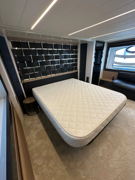 Pershing 70 de segunda mano en venta
