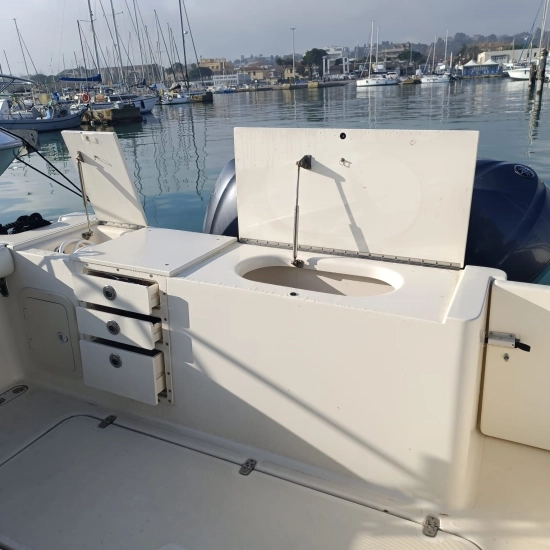 Pursuit 3070 Offshore Center Console usata in vendita