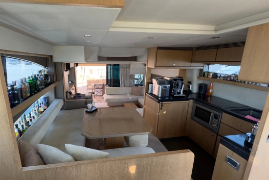 Fairline Squadron 60 usado à venda