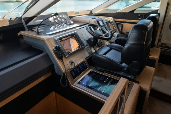 Fairline Squadron 60 usado à venda
