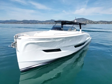Solaris Power 60 open usado à venda