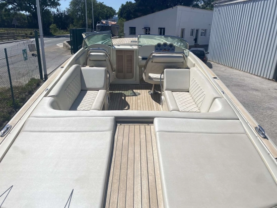 Chris Craft 28 corsair usado à venda