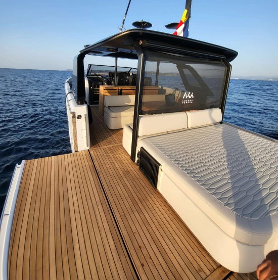Cranchi A46 luxury tender nuova in vendita