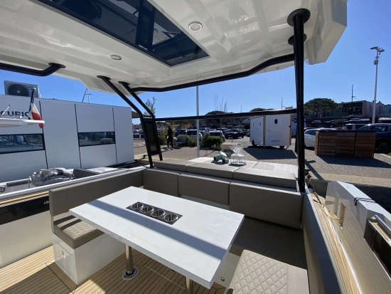 De Antonio D36 hard top usata in vendita