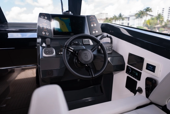 santasevera yacht 42 nuova in vendita