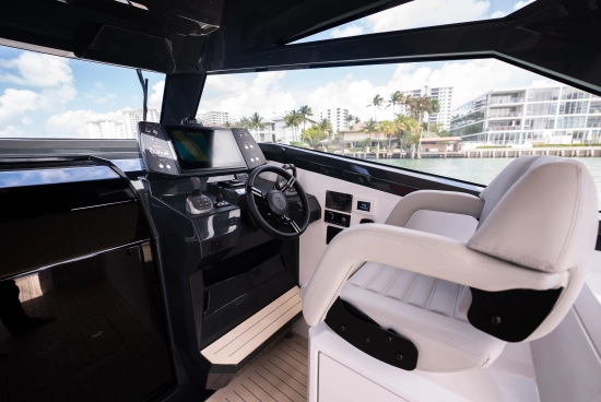 santasevera yacht 42 nuova in vendita