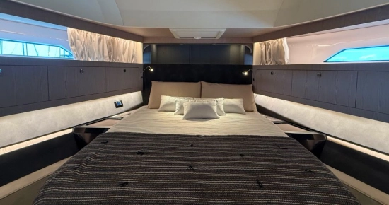 santasevera yacht 52 nuova in vendita