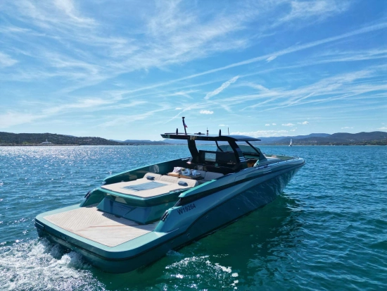 Canados Gladiator 493 grand de segunda mano en venta