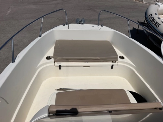 Quicksilver Activ 675 de segunda mano en venta