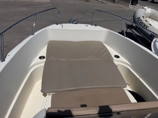 Quicksilver Activ 675 de segunda mano en venta